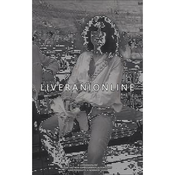 RETROSPETTIVA LOREDANA BERTE\' CANTANTE NELLA FOTO LOREDANA BERTE\' A VERONA AL FESTIVALBAR NELL\'ANNO 1979 AG ALDO LIVERANI SAS 