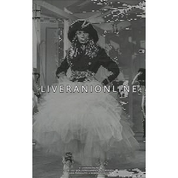RETROSPETTIVA LOREDANA BERTE\' CANTANTE NELLA FOTO LOREDANA BERTE\' IN RAI A MILANO NELL\'ANNO 1981 AG ALDO LIVERANI SAS 