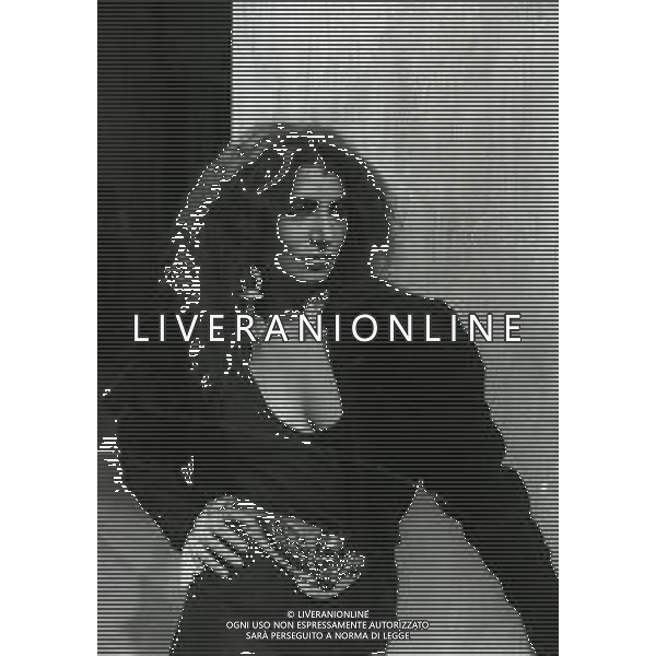 RETROSPETTIVA LOREDANA BERTE\' CANTANTE NELLA FOTO LOREDANA BERTE\' IN RAI A MILANO NELL\'ANNO 1981 AG ALDO LIVERANI SAS 