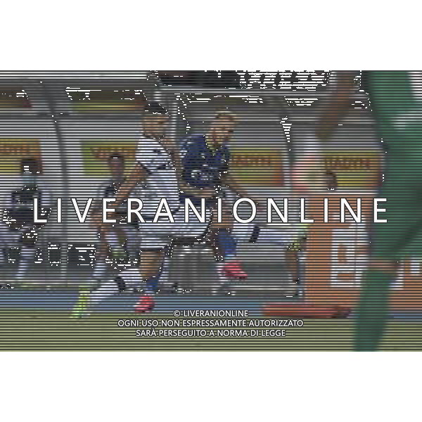 Verona (VR), Italia, 01 Luglio 2020, Stadio Marc\'Antonio Bentegodi, 29° giornata Campionato Serie A Tim 2019/2020, incontro tra le squadre dell\'Hellas Verona e del Parma Calcio, nella foto: cross di Dimarco ©Davide Casentini / AGENZIA ALDO LIVERANI SAS