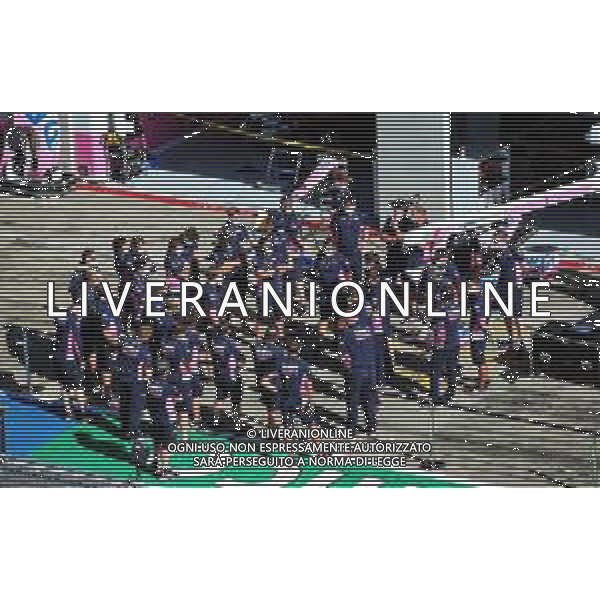 Racing Point F1 Team mechanics in the pits. 02.07.2020. Formula 1 World Championship, Rd 1, Austrian Grand Prix, Spielberg, Austria, Preparation Day. / AGENZIA ALDO LIVERANI SAS - ITALY ONLY EDITORIAL USE ONLY
