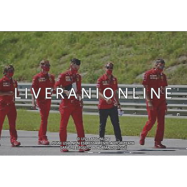 Sebastian Vettel (GER) Ferrari walks the circuit with the team. 02.07.2020. Formula 1 World Championship, Rd 1, Austrian Grand Prix, Spielberg, Austria, Preparation Day. / AGENZIA ALDO LIVERANI SAS - ITALY ONLY EDITORIAL USE ONLY