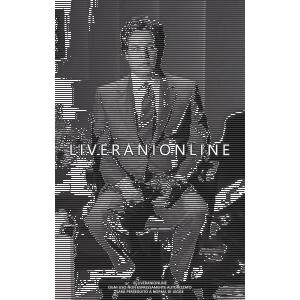 TRASMISSIONE TELEVISIVA “ RISATISSIMA“ NELLA FOTO RENATO POZZETTO NELL\'ANNO 1985 AG ALDO LIVERANI SAS