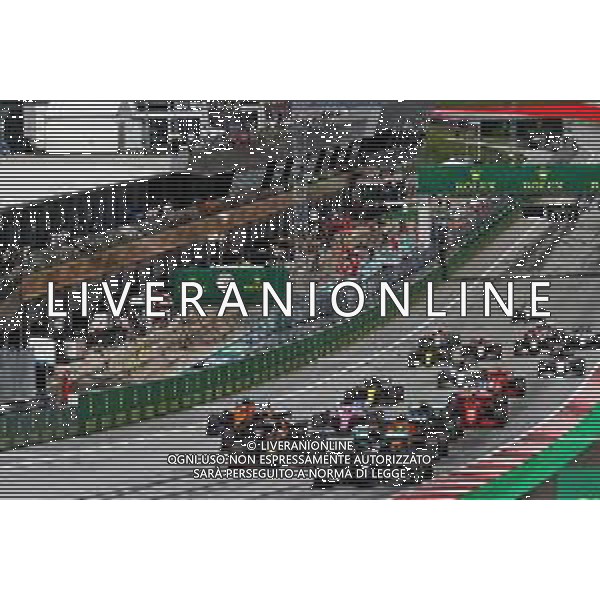 Valtteri Bottas (FIN) Mercedes AMG F1 W11 leads at the start of the race. 05.07.2020. Formula 1 World Championship, Rd 1, Austrian Grand Prix, Spielberg, Austria, Race Day. / AGENZIA ALDO LIVERANI SAS - ITALY ONLY EDITORIAL USE ONLY