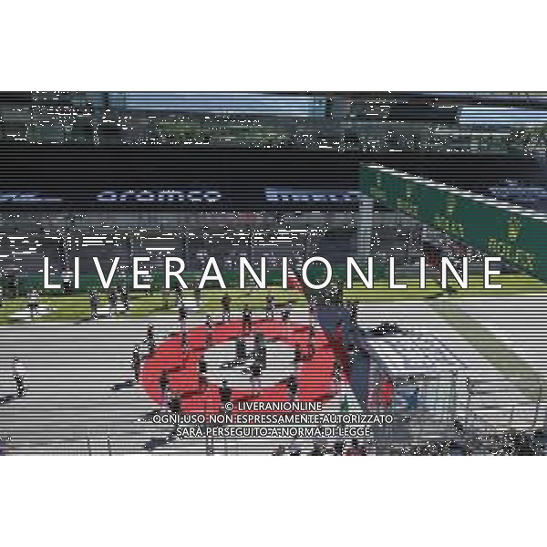 Drivers as the grid observes the national anthem. 05.07.2020. Formula 1 World Championship, Rd 1, Austrian Grand Prix, Spielberg, Austria, Race Day. / AGENZIA ALDO LIVERANI SAS - ITALY ONLY EDITORIAL USE ONLY