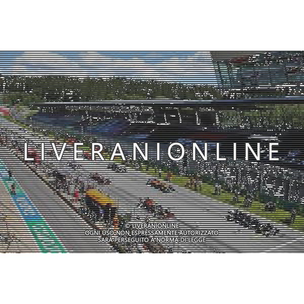 The grid before the start of the race. 05.07.2020. Formula 1 World Championship, Rd 1, Austrian Grand Prix, Spielberg, Austria, Race Day. / AGENZIA ALDO LIVERANI SAS - ITALY ONLY EDITORIAL USE ONLY
