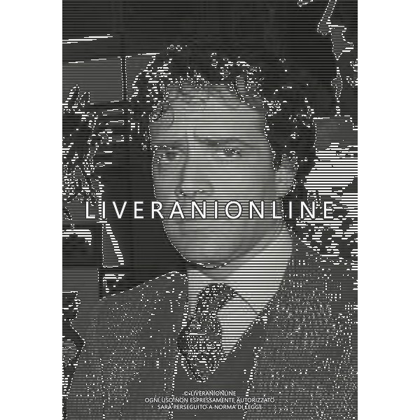 RETROSPETTIVA ENRICO MONTESANO ATTORE NELLA FOTO ENRICO MONTESANO NELL\'ANNO 1982 A MILANO AG ALDO LIVERANI SAS 