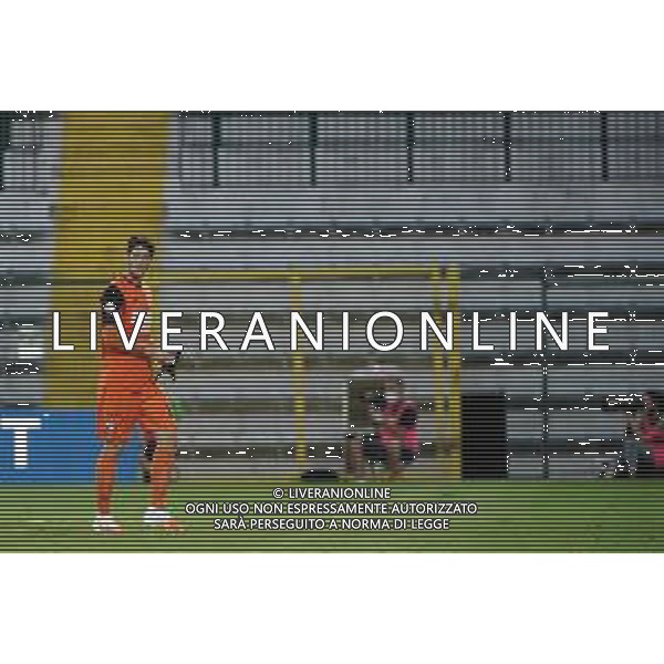Alessandria 05.07.2020 Stadio Giuseppe Moccagatta Alessandria vs Robur Siena Playoff Serie C 2019/2020 ©Falzone/Agenzia Aldo Liverani Nella foto: alessandro confente esce dal campo espulso
