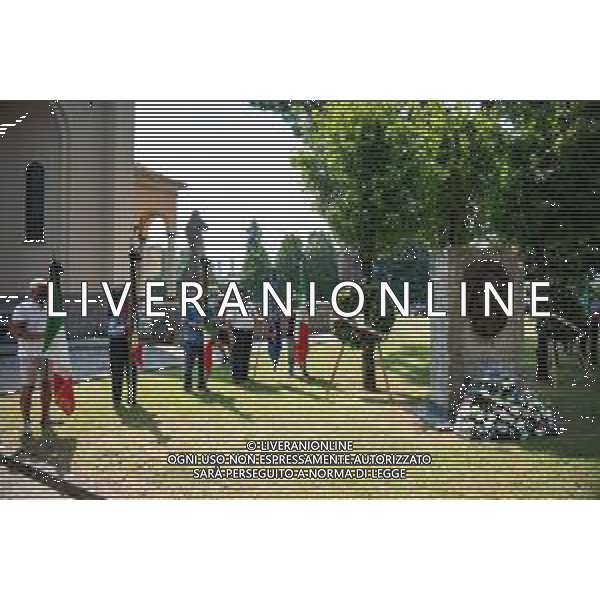 Cronaca Dalmine, Dalmine, Italia, 06 luglio 2020 Celebrazione Eucaristica nel giorno del 76° Anniversario del Bombardamento della Dalmine Nella foto: Omaggio delle Associazione al Monumento ai Caduti AG ALDO LIVERANI -LM MEDIA-FOTO SILVIA COLOMBO