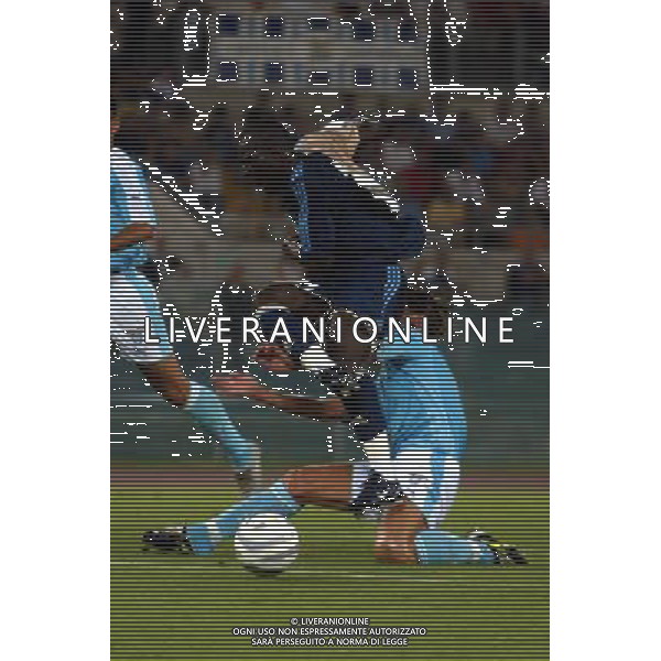 Lazio - Marsiglia semifinale andata intertoto 27/07/2005 nella foto niang e belleri manuel ph gianni nucci/agenzia aldo liverani