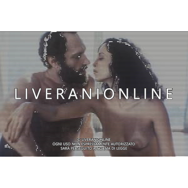 SONIA BRAGA, attrice brasiliana - RETROSPETTIVA nella foto in una scena del film \' Un caldo incontro \' del 1981 con Paulo Cesar Pereio ©ARCHIVIO AGENZIA ALDO LIVERANI SAS