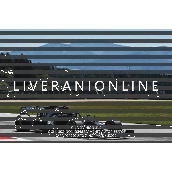 Lewis Hamilton (GBR) Mercedes AMG F1 W11. 10.07.2020. Formula 1 World Championship, Rd 2, Steiermark Grand Prix, Spielberg, Austria, Practice Day. / AGENZIA ALDO LIVERANI SAS - ITALY ONLY EDITORIAL USE ONLY