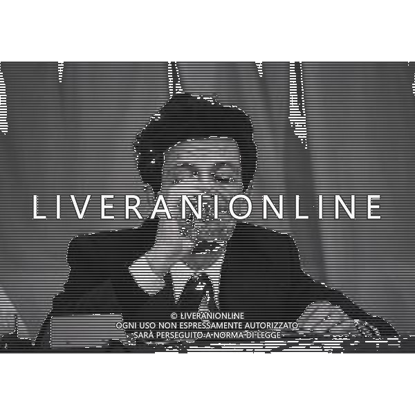 RETROSPETTIVA ENRICO BERLINGUER POLITICO NELLA FOTO ENRICO BERLINGUER NELL\'ANNO 1975 A ROMA AL CONGRESSO DEL PARTITO COMUNISTA ITALIANO AG ALDO LIVERANI SAS 