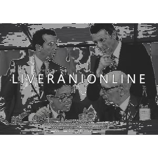 RETROSPETTIVA ENRICO BERLINGUER POLITICO NELLA FOTO ENRICO BERLINGUER NELL\'ANNO 1975 A ROMA AL CONGRESSO DEL PARTITO COMUNISTA ITALIANO AG ALDO LIVERANI SAS 