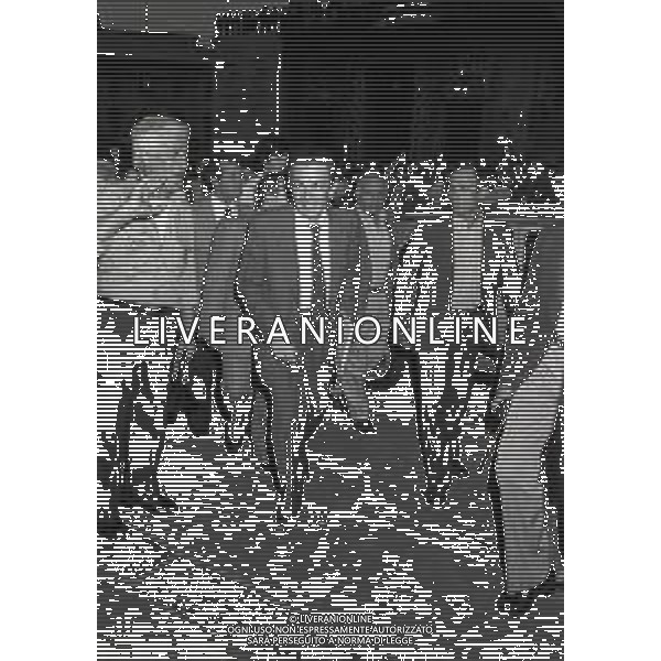RETROSPETTIVA ENRICO BERLINGUER POLITICO NELLA FOTO ENRICO BERLINGUER AL COMIZIO A MILANO IN PIAZZA DUOMO ALLA CHIUSURA DELLA CAMPAGNA PER LE ELEZIONI NELL\'ANNO 1983 AG ALDO LIVERANI SAS 