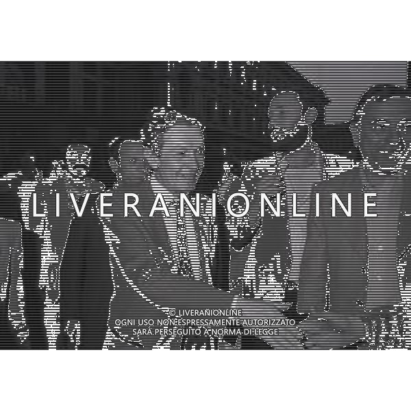 RETROSPETTIVA ENRICO BERLINGUER POLITICO NELLA FOTO ENRICO BERLINGUER AL COMIZIO A MILANO IN PIAZZA DUOMO ALLA CHIUSURA DELLA CAMPAGNA PER LE ELEZIONI NELL\'ANNO 1983 AG ALDO LIVERANI SAS 
