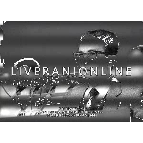 RETROSPETTIVA ENRICO BERLINGUER POLITICO NELLA FOTO ENRICO BERLINGUER AL CONGRESSO DEL PARTITO COMUNISTA ITALIANO A MILANO NELL\'ANNO 1983 AG ALDO LIVERANI SAS
