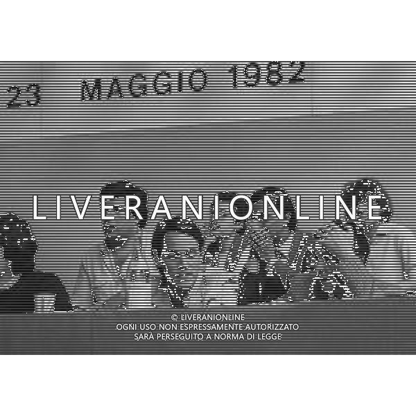 RETROSPETTIVA ENRICO BERLINGUER POLITICO NELLA FOTO IL SEGRETARIO GENERALE DEL PARTITO COMUNISTA ITALIANO ENRICO BERLINGUER AL CONGRESSO DELLA FGCI NELL\'ANNO 1982 AG ALDO LIVERANI SAS