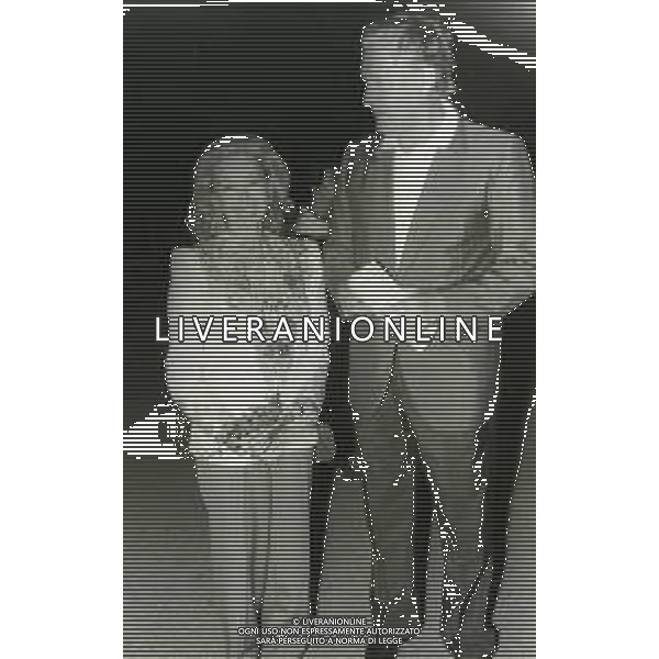 RETROSPETTIVA HELIETTA CARACCIOLO STILISTA I DI BIGIOTTERIA E GIOIELLI NELLA FOTO HELIETTA CARACCIOLO CON NILS LIEDHOLM AG ALDO LIVERANI SAS
