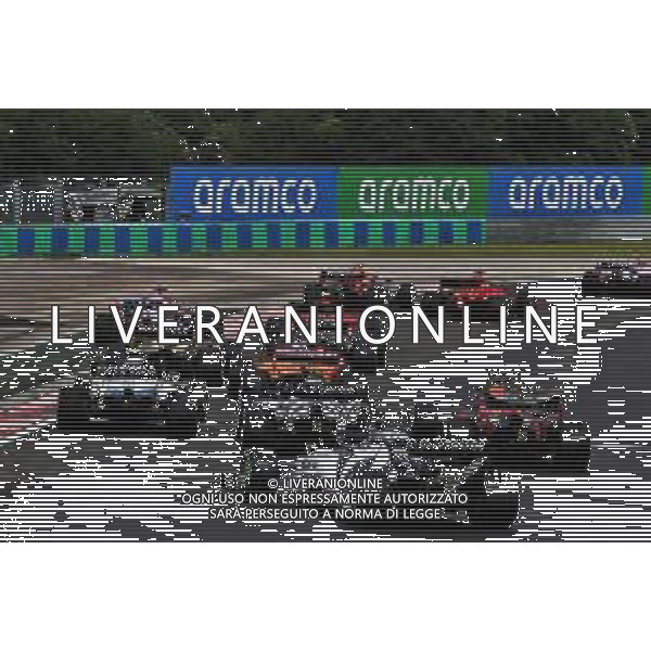 Daniil Kvyat (RUS) AlphaTauri AT01 at the start of the race. 19.07.2020. Formula 1 World Championship, Rd 3, Hungarian Grand Prix, Budapest, Hungary, Race Day. / AGENZIA ALDO LIVERANI SAS - ITALY ONLY EDITORIAL USE ONLY