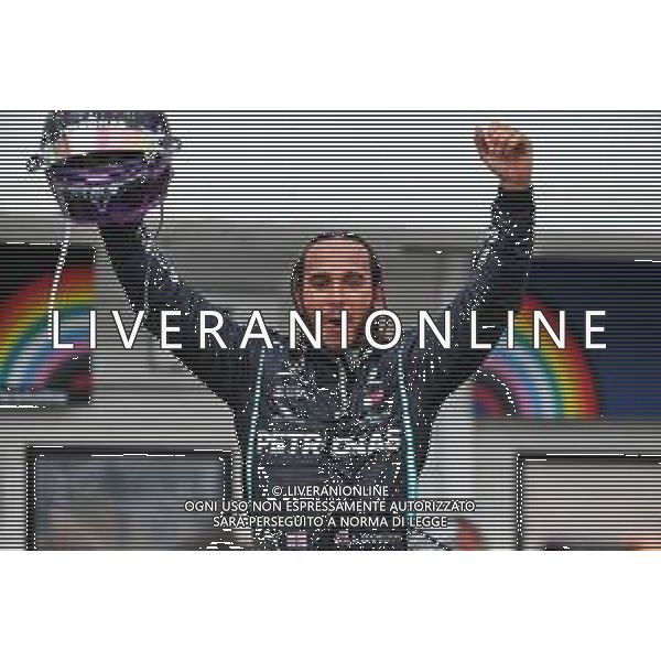 Race winner Lewis Hamilton (GBR) Mercedes AMG F1 celebrates in parc ferme. 19.07.2020. Formula 1 World Championship, Rd 3, Hungarian Grand Prix, Budapest, Hungary, Race Day. / AGENZIA ALDO LIVERANI SAS - ITALY ONLY EDITORIAL USE ONLY