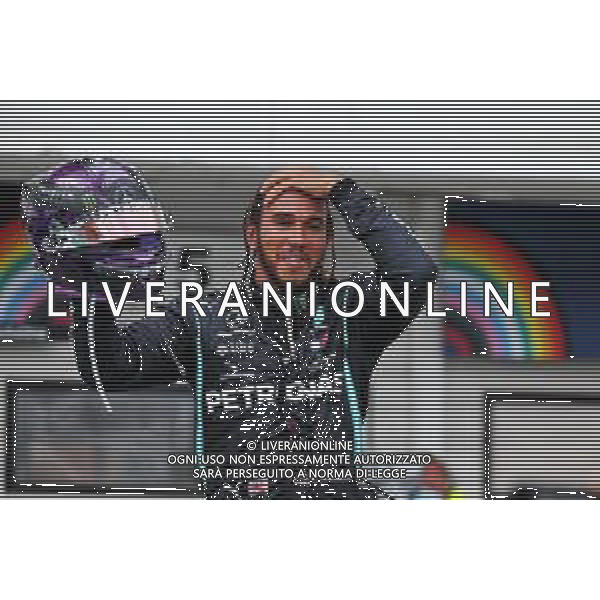 Race winner Lewis Hamilton (GBR) Mercedes AMG F1 celebrates in parc ferme. 19.07.2020. Formula 1 World Championship, Rd 3, Hungarian Grand Prix, Budapest, Hungary, Race Day. / AGENZIA ALDO LIVERANI SAS - ITALY ONLY EDITORIAL USE ONLY