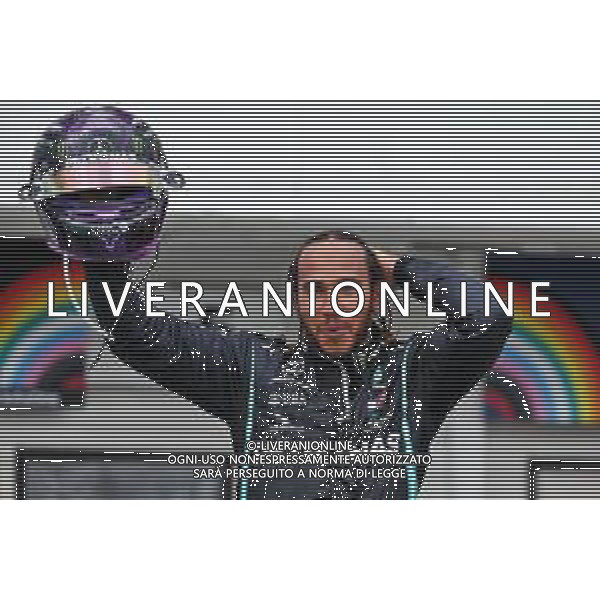 Race winner Lewis Hamilton (GBR) Mercedes AMG F1 celebrates in parc ferme. 19.07.2020. Formula 1 World Championship, Rd 3, Hungarian Grand Prix, Budapest, Hungary, Race Day. / AGENZIA ALDO LIVERANI SAS - ITALY ONLY EDITORIAL USE ONLY