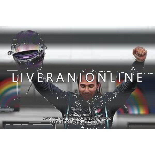 Race winner Lewis Hamilton (GBR) Mercedes AMG F1 celebrates in parc ferme. 19.07.2020. Formula 1 World Championship, Rd 3, Hungarian Grand Prix, Budapest, Hungary, Race Day. / AGENZIA ALDO LIVERANI SAS - ITALY ONLY EDITORIAL USE ONLY
