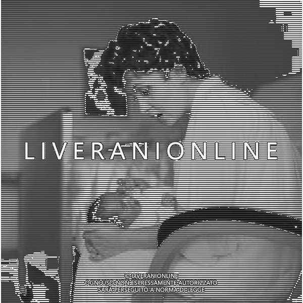 RETROSPETTIVA GINA LOLLOBRIGIDA ATTRICE NELLA FOTO GINA LOLLOBRIGIDA CON IL FIGLIO ANDREA MILKO SKOFIC A ROMA NELL\'ANNO 1957 AG ALDO LIVERANI SAS