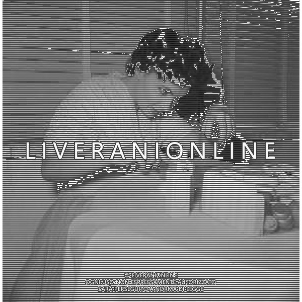 RETROSPETTIVA GINA LOLLOBRIGIDA ATTRICE NELLA FOTO GINA LOLLOBRIGIDA AL TRUCCO AG ALDO LIVERANI SAS