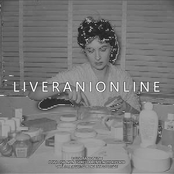 RETROSPETTIVA GINA LOLLOBRIGIDA ATTRICE NELLA FOTO GINA LOLLOBRIGIDA AL TRUCCO AG ALDO LIVERANI SAS