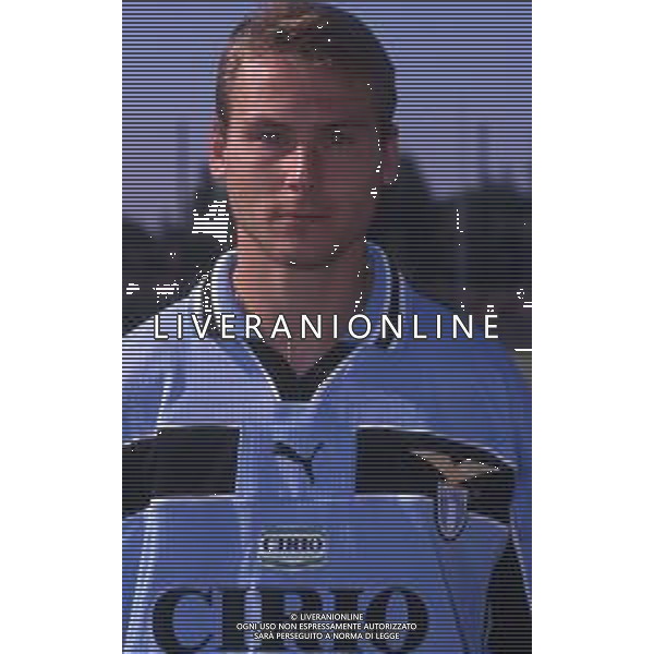 RETROSPETTIVA PAVEL NEDVED CALCIATORE NELLA FOTO PAVEL NEDVED CON LA MAGLIA DELLA LAZIO AG ALDO LIVERANI SAS