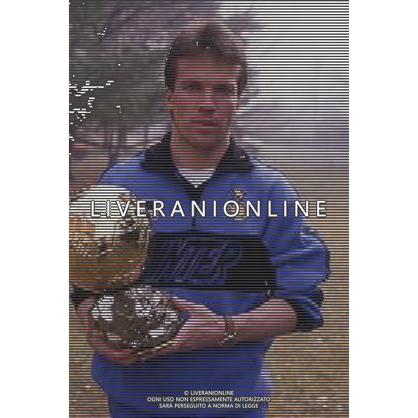 RETROSPETTIVA LOTHAR MATTHAUS CALCIATORE NELLA FOTO LOTHAR MATTHAUS CON IL PALLONE D\'ORO NELL\'ANNO 1990 AG ALDO LIVERANI SAS