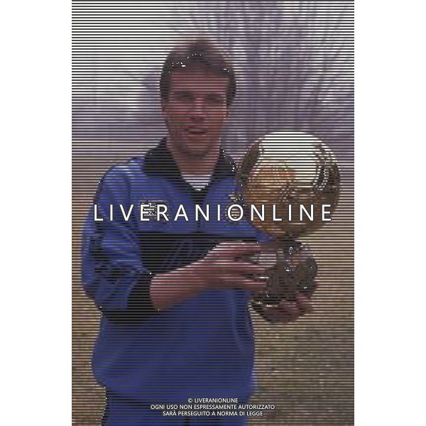 RETROSPETTIVA LOTHAR MATTHAUS CALCIATORE NELLA FOTO LOTHAR MATTHAUS CON IL PALLONE D\'ORO NELL\'ANNO 1990 AG ALDO LIVERANI SAS