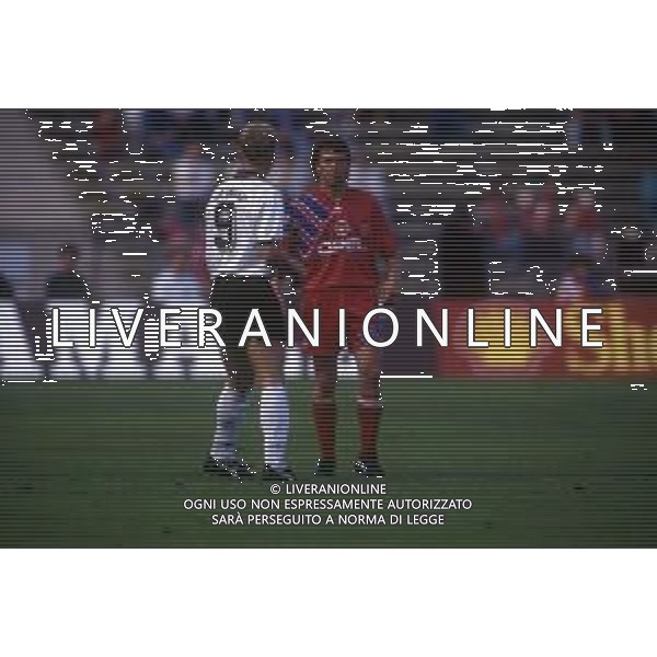 RETROSPETTIVA LOTHAR MATTHAUS CALCIATORE NELLA FOTO LOTHAR MATTHAUS CON LA MAGLIA DEL BAYERN MONACO NELL\'ANNO 1992-1993 AG ALDO LIVERANI SAS