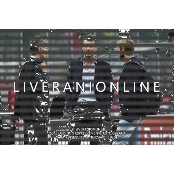 al centro Paolo Maldini direttore area tecnica Milan con Frederic Massara SX direttore sportivo MIlane e Massimo Ambrosini DX ex giocatore Milan vs Atalanta Campionato Serie A TIM - 36° giornata Milano 24-07-2020 Stadio Giuseppe Meazza - San Siro foto Roberto Garavaglia - agenzia Aldo Liverani sas