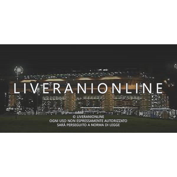 stadio Giuseppe Meazza San Siro illuminato - Veduta esterna notturna Milan vs Atalanta Campionato Serie A TIM - 36¬∞ giornata Milano 24-07-2020 Stadio Giuseppe Meazza - San Siro foto Roberto Garavaglia - agenzia Aldo Liverani sas
