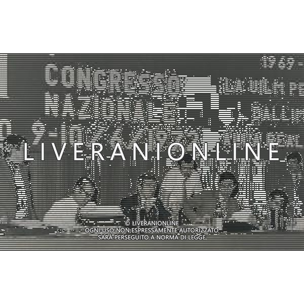 RETROSPETTIVA GIORGIO BENVENUTO SINDACALISTA E POLITICO ITALIANO NELLA FOTO GIORGIO BENVENUTO AL CONGRESOO NAZIONALE UIL NEL 1972 AG ALDO LIVERANI SAS