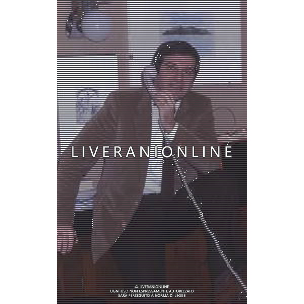 RETROSPETTIVA GIORGIO BENVENUTO SINDACALISTA E POLITICO ITALIANO NELLA FOTO GIORGIO BENVENUTO A ROMA NEL SUO UFFICIO NELL\'ANNO 1982 AG ALDO LIVERANI SAS