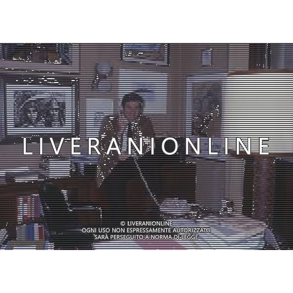RETROSPETTIVA GIORGIO BENVENUTO SINDACALISTA E POLITICO ITALIANO NELLA FOTO GIORGIO BENVENUTO A ROMA NEL SUO UFFICIO NELL\'ANNO 1982 AG ALDO LIVERANI SAS
