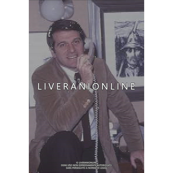 RETROSPETTIVA GIORGIO BENVENUTO SINDACALISTA E POLITICO ITALIANO NELLA FOTO GIORGIO BENVENUTO A ROMA NEL SUO UFFICIO NELL\'ANNO 1982 AG ALDO LIVERANI SAS