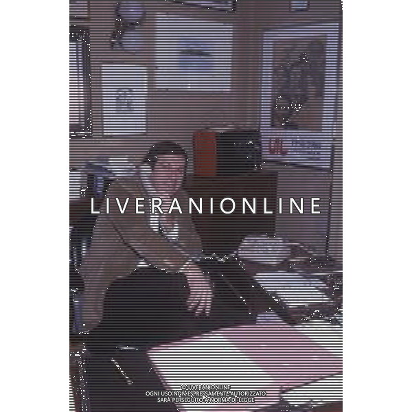 RETROSPETTIVA GIORGIO BENVENUTO SINDACALISTA E POLITICO ITALIANO NELLA FOTO GIORGIO BENVENUTO A ROMA NEL SUO UFFICIO NELL\'ANNO 1982 AG ALDO LIVERANI SAS