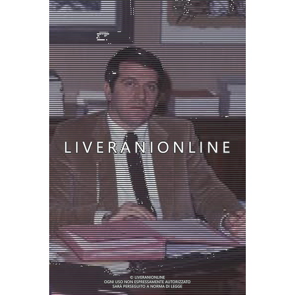 RETROSPETTIVA GIORGIO BENVENUTO SINDACALISTA E POLITICO ITALIANO NELLA FOTO GIORGIO BENVENUTO A ROMA NEL SUO UFFICIO NELL\'ANNO 1982 AG ALDO LIVERANI SAS