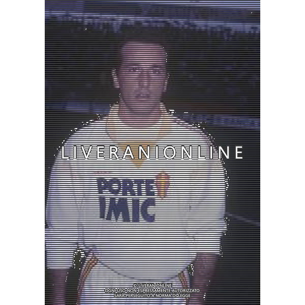 RETROSPETTIVA RENZO GOBBO CALCIATORE NELLA FOTO RENZO GOBBO CON LA MAGLIA DEL MESSINA CALCIO AG ALDO LIVERANI SAS