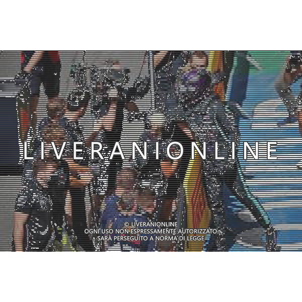 Lewis Hamilton (GBR) Mercedes AMG F1 celebrates his pole position in qualifying parc ferme. 01.08.2020. Formula 1 World Championship, Rd 4, British Grand Prix, Silverstone, England, Qualifying Day. / AGENZIA ALDO LIVERANI SAS - ITALY ONLY EDITORIAL USE ONLY