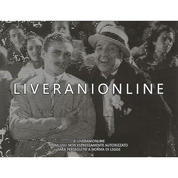 RETROSPETTIVA AMEDEO NAZZARI ATTORE NELLA FOTO AMEDEO NAZZARI NEL FILM "LUCIANO SERRA PILOTA" NELL\'ANNO 1940 AG ALDO LIVERANI SAS 