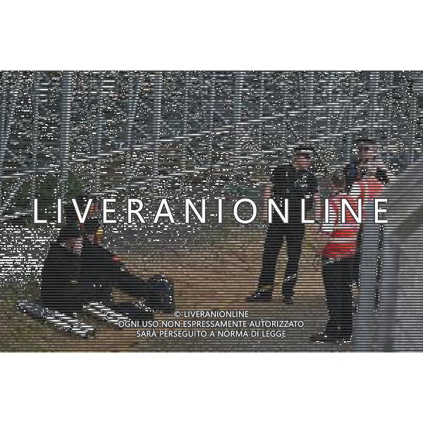 Extinction Rebellion acitivists and the Police. 02.08.2020. Formula 1 World Championship, Rd 4, British Grand Prix, Silverstone, England, Race Day. / AGENZIA ALDO LIVERANI SAS - ITALY ONLY EDITORIAL USE ONLY