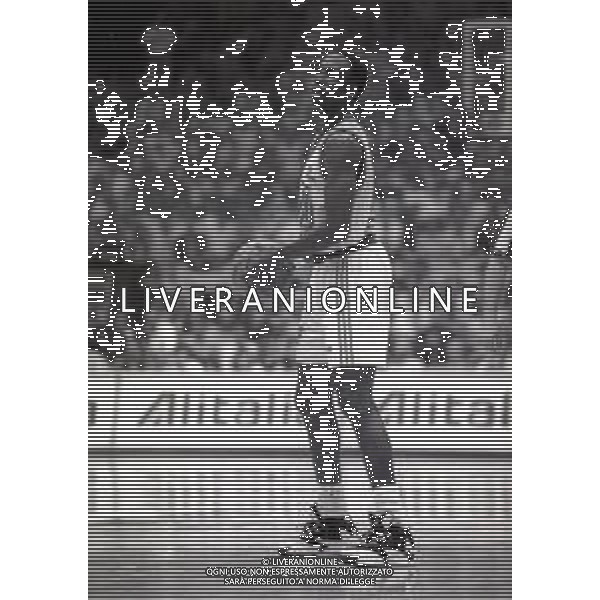 26-11-1995 MILANO CAMPIONATO DI BASKET A 1 STEFANEL MILANO - BUCKLER BOLOGNA 95-84 NELLA FOTO ROLANDO BLACKMAN AG ALDO LIVERANI SAS