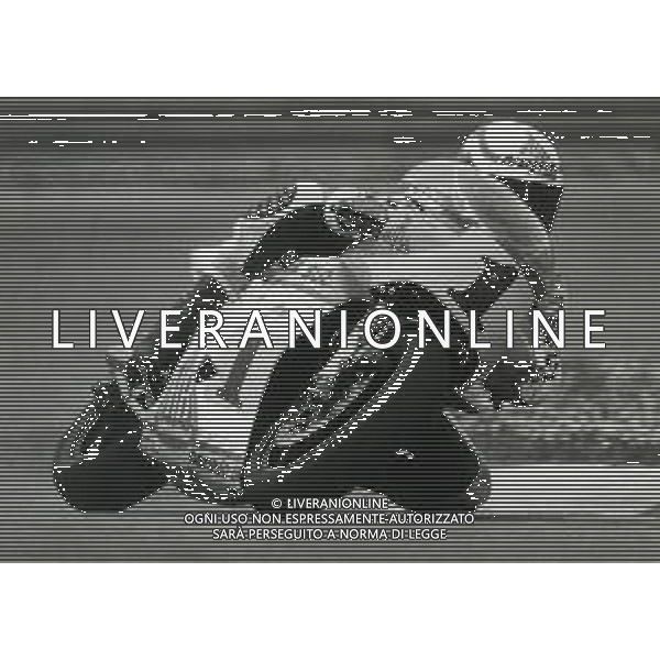 RETROSPETTIVA FRANCO UNCINI MOTOCICLISMO NELLA FOTO FRANCO UNCINI A IMOLA FOTO GIANNI SANNA-NS-AG ALDO LIVERANI SAS 