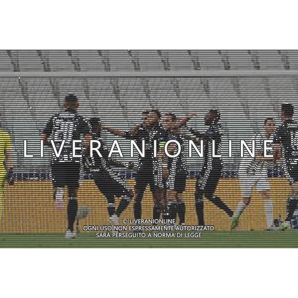 Torino 07.08.2020 Allianz Stadium Juventus vs Olympique Lione Champions League 2019/2020 ©Viganti/Agenzia Aldo Liverani Nella foto: esultanza lione dopo gol su rigore di memphis depay / AGENZIA ALDO LIVERANI SAS